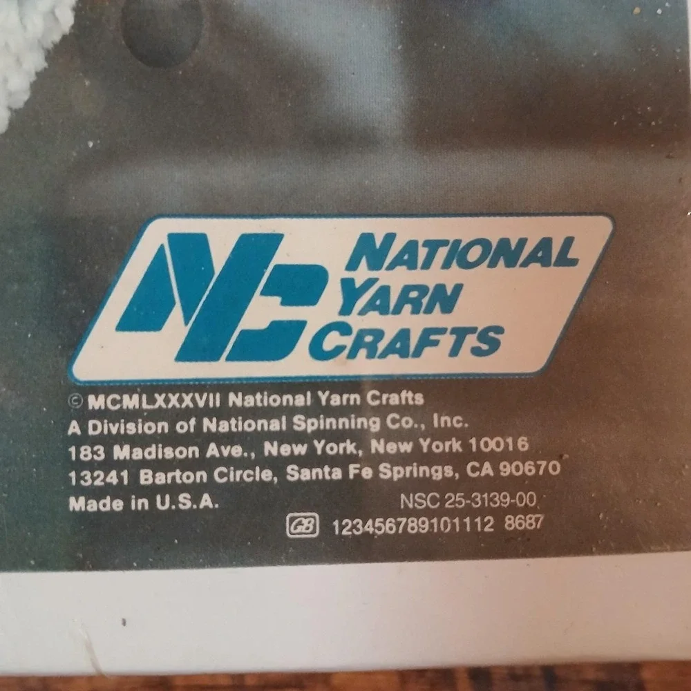 Vintage National Yarn Crafts Latch Hook Kit Floral P448 Corsage 1987 New Sealed